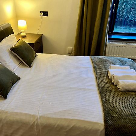 Housefield Stay, Room 4 Stoke-on-Trent Esterno foto