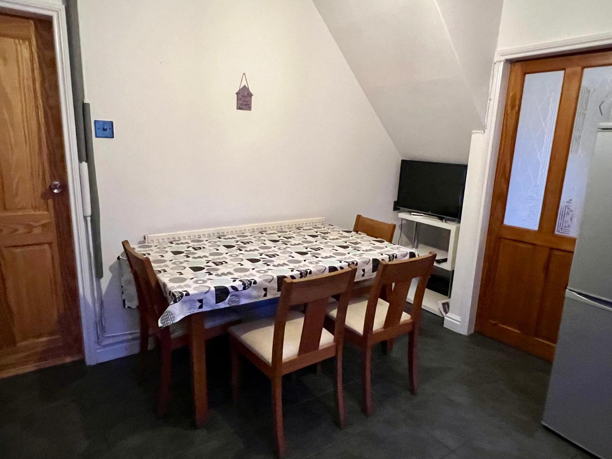 Housefield Stay, Room 4 Stoke-on-Trent Esterno foto