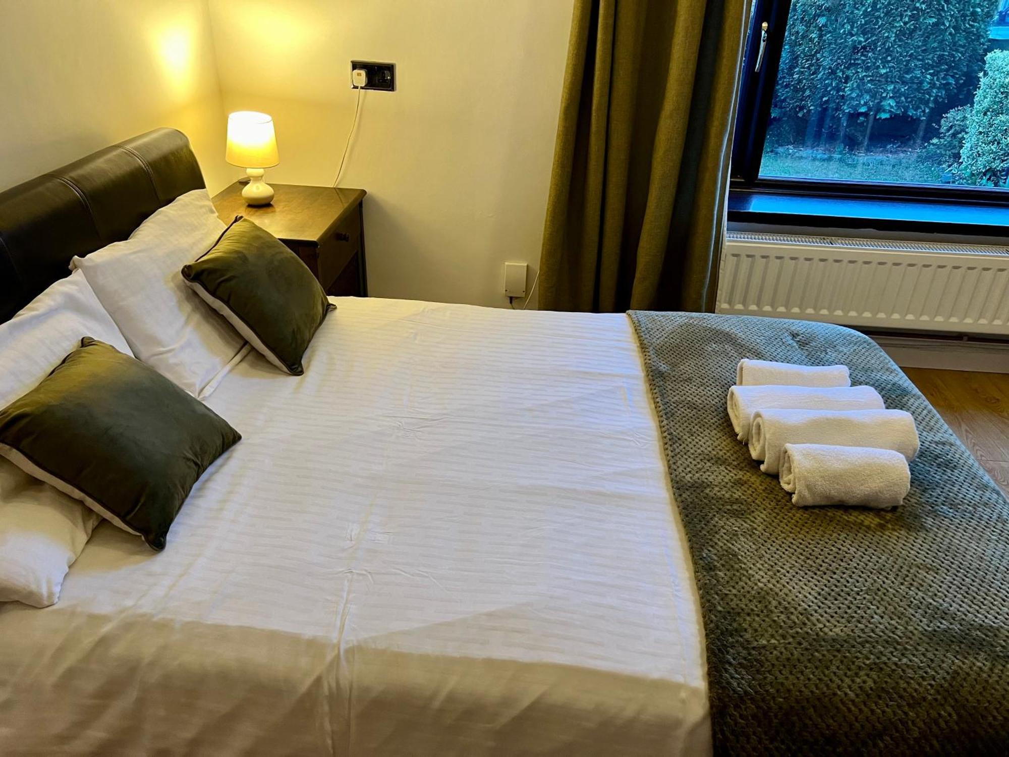 Housefield Stay, Room 4 Stoke-on-Trent Esterno foto